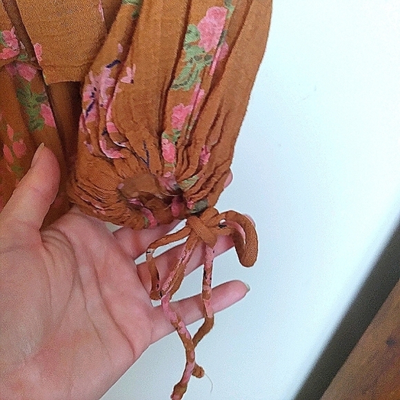 Urban Outfitters Burnt Orange Lace Up Floral Peplum Hem Puff Sleeve Blouse Small - Picture 8 of 13